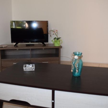 Diana Apartment Paphos Exteriör bild